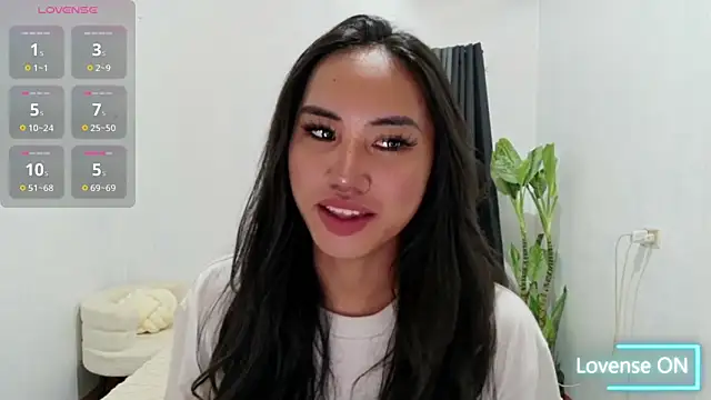 Divine Goddesss online show from 22, 4, 2026