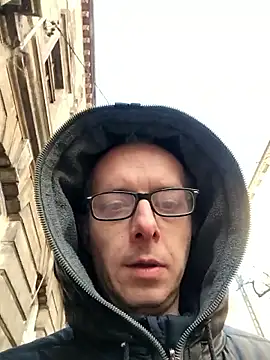 szajbusek41 online show from 18, 1, 2026