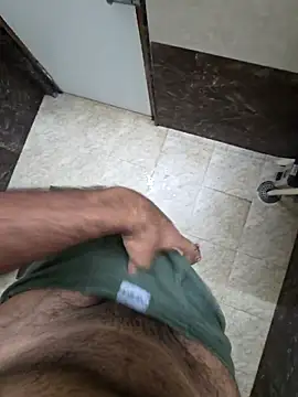 Snapshot of thick_hard_dick chatting on 25, 9, 2025 thick hard dick online show from 25, 9, 2025