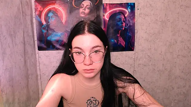 Snapshot of MiraBabe_ chatting on 16, 10, 2025 MiraBabe online show from 16, 10, 2025