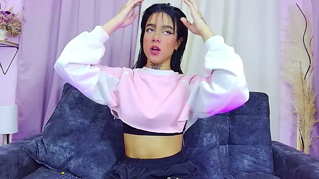 AriaLoren online show from 26, 9, 2025