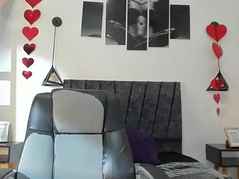skinny kinkyxx online show from 3, 10, 2025