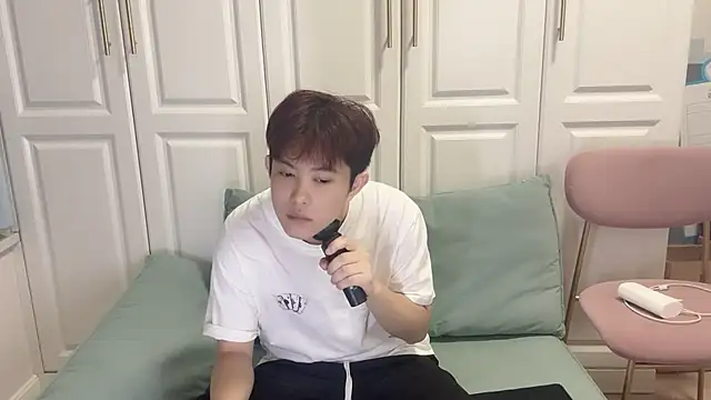 xlong00099 online show from 25, 10, 2025