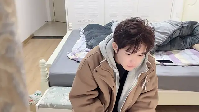 xlong00099 online show from 18, 11, 2025