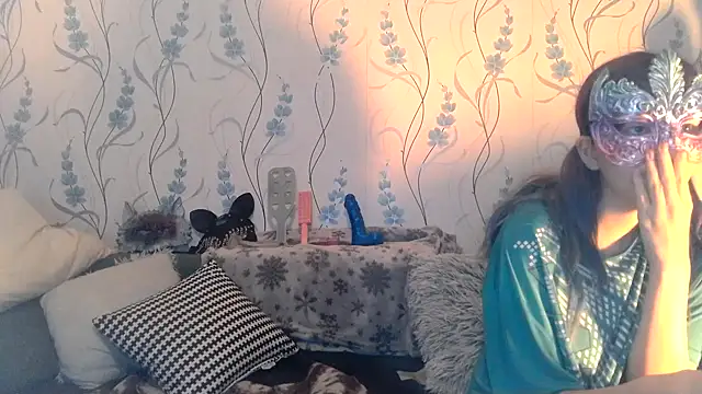 Hot SkinnyGirl online show from 6, 10, 2025