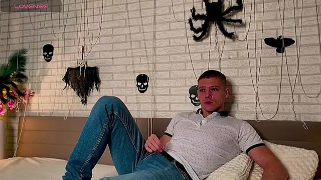 GarettVoss online show from 24, 10, 2025