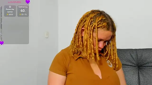 Cherrysweetyx online show from 8, 3, 2026