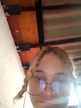 Cherrysweetyx online show from 27, 10, 2025