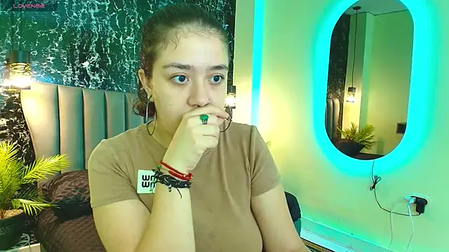 Nia-Stark online show from 1, 10, 2025