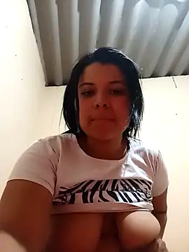 DulceLuna6 online show from 5, 10, 2025