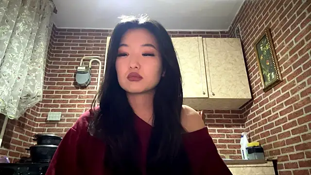 EmmaLeexth online show from 6, 4, 2026