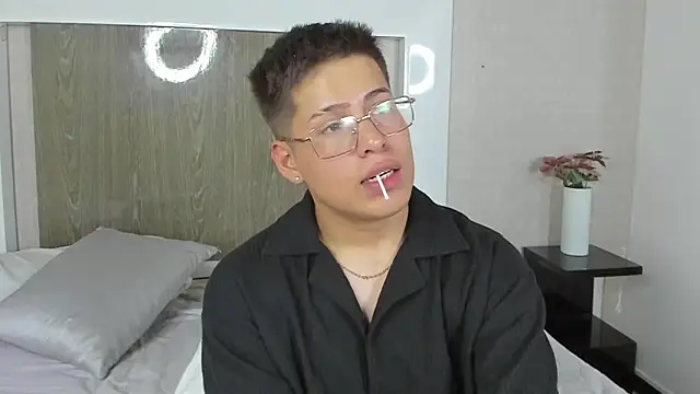 davidcruz16 online show from 3, 10, 2025
