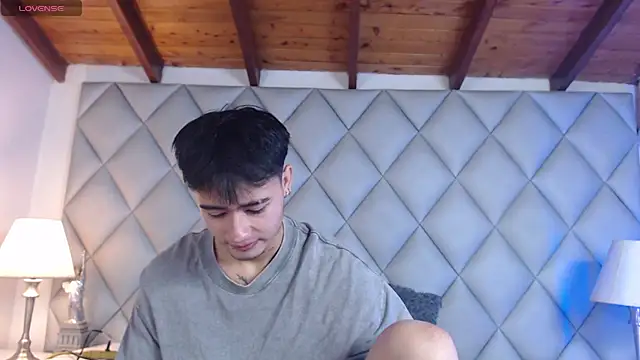 Snapshot of Clement_Reyes chatting on 26, 10, 2025 Clement Reyes online show from 26, 10, 2025