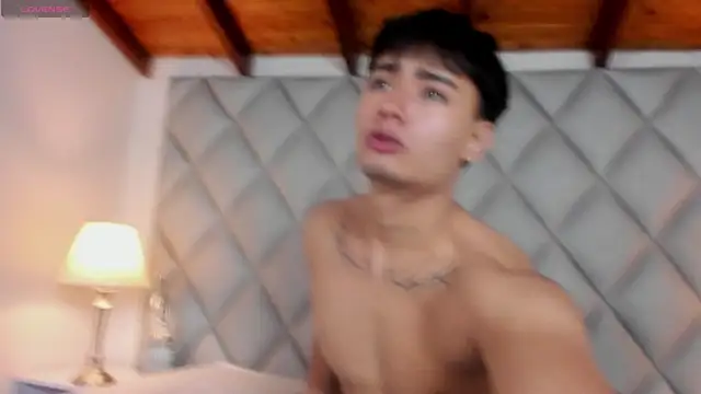 Snapshot of Clement_Reyes chatting on 21, 11, 2025 Clement Reyes online show from 21, 11, 2025