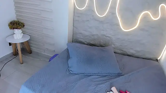 Naomy gyal online show from 7, 10, 2025