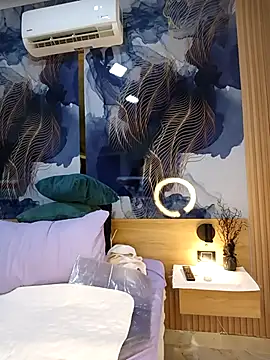 Anabacker01 online show from 18, 3, 2026