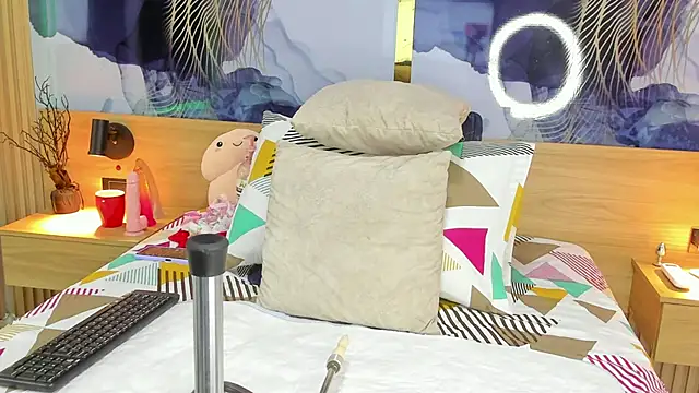 Anabacker01 online show from 29, 10, 2025