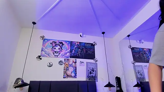 SabrinaV  online show from 11, 7, 2026