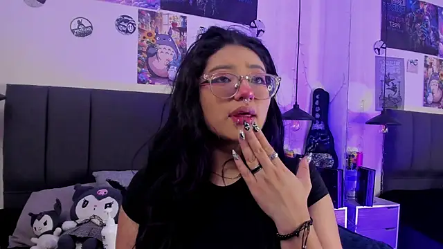 SabrinaV  online show from 30, 7, 2026