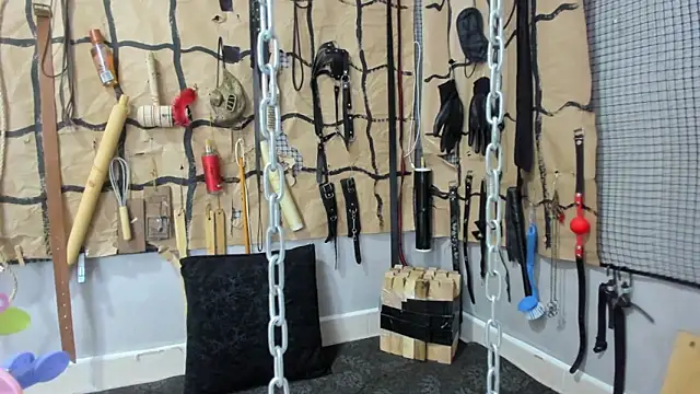 Snapshot of BDSM_MEDUZA chatting on 30, 4, 2026 BDSM MEDUZA online show from 30, 4, 2026