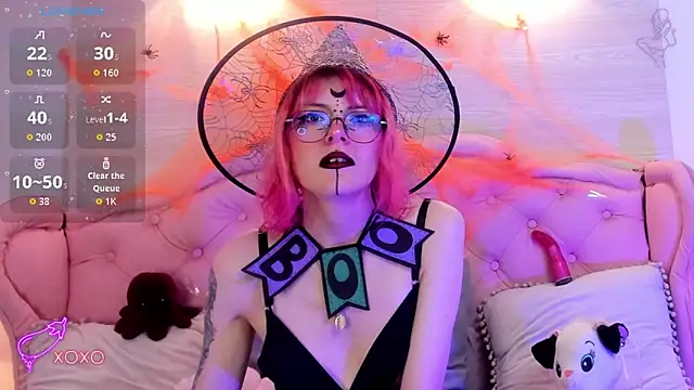 Snapshot of Rossiie_Hunt_ chatting on 11, 10, 2025 Rossiie Hunt online show from 11, 10, 2025