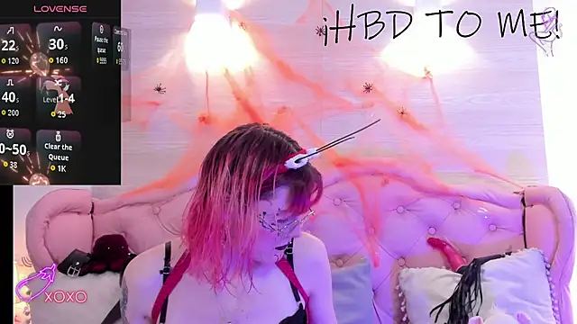 Snapshot of Rossiie_Hunt_ chatting on 20, 10, 2025 Rossiie Hunt online show from 20, 10, 2025