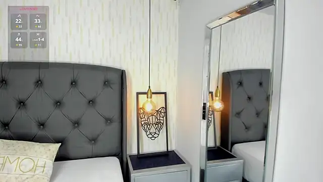 Snapshot of JULIETABONET chatting on 6, 5, 2026 JULIETABONET online show from 6, 5, 2026