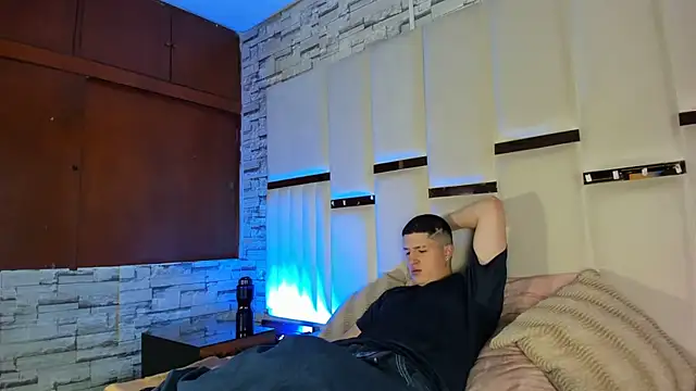 ANLLELOAndANGELA online show from 15, 4, 2026