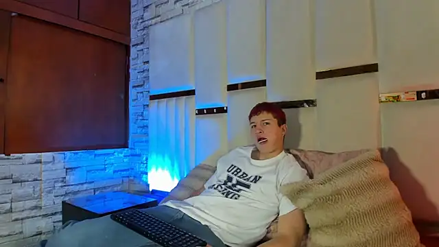 ANLLELOAndANGELA online show from 15, 3, 2026