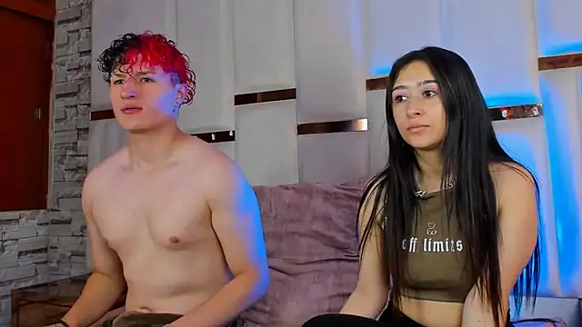 Snapshot of ANLLELOAndANGELA chatting on 4, 11, 2025 ANLLELOAndANGELA online show from 4, 11, 2025