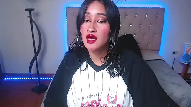 paulina 26 online show from 23, 9, 2025