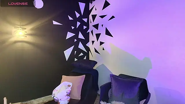 Snapshot of AgataThompson_ chatting on 17, 10, 2025 AgataThompson online show from 17, 10, 2025