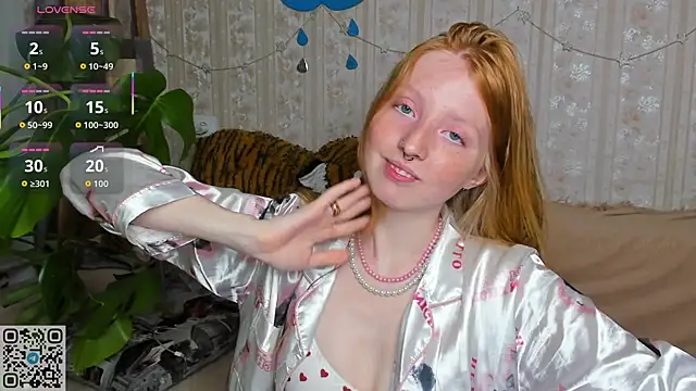 RitaSweety18 online show from 28, 9, 2025