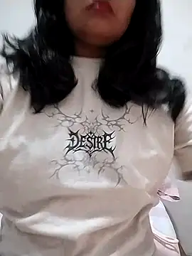 Karin 39 online show from 7, 4, 2026