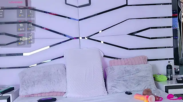 IrissBloom online show from 30, 10, 2025