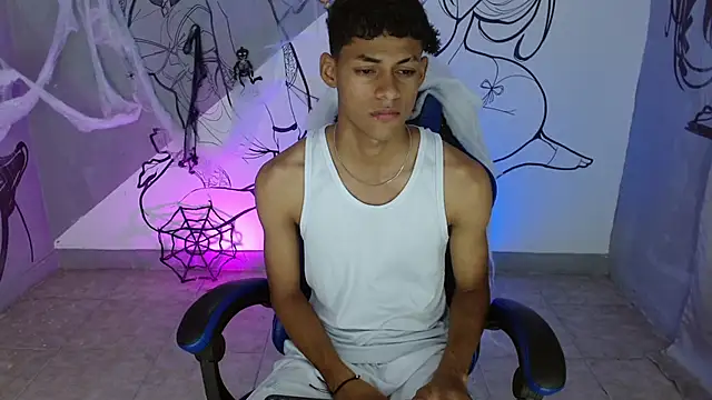 deivid bigcock1 online show from 20, 10, 2025