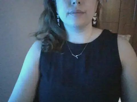 Snapshot of Hanamariah chatting on 2, 12, 2025 Hanamariah online show from 2, 12, 2025