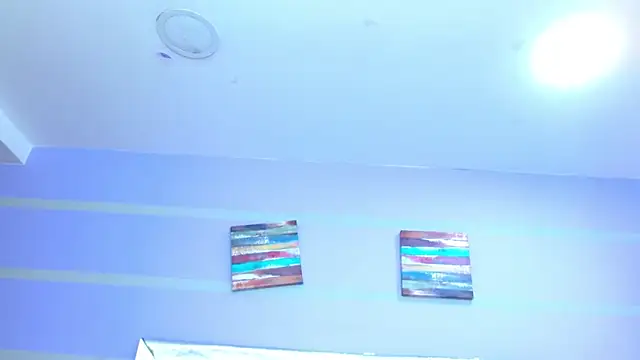 Emily Swiftt online show from 14, 11, 2025