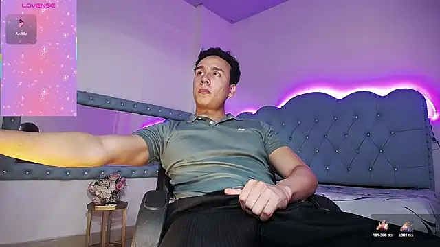 Andrew Thomas  online show from 5, 11, 2025