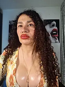 Lina 444 online show from 28, 11, 2025