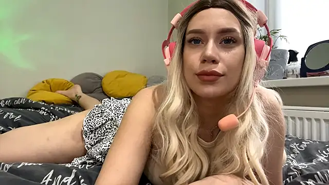 AdrianaRudin online show from 25, 9, 2025
