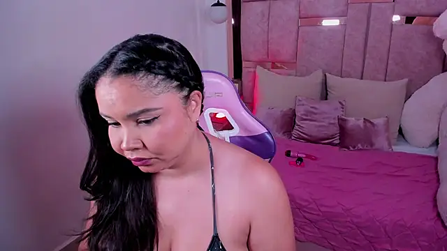 manuela norton online show from 22, 9, 2025