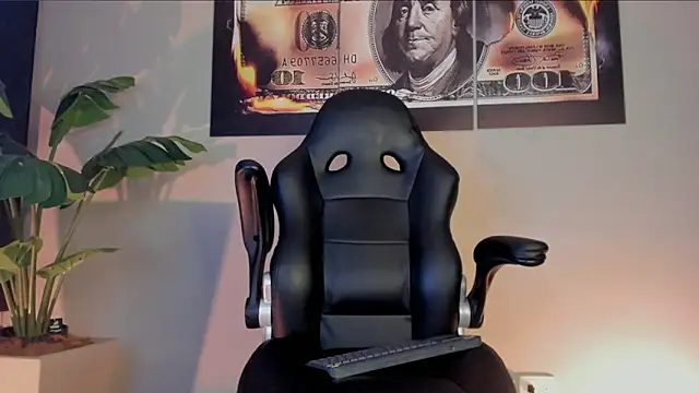 chrizmacgregor online show from 11, 3, 2026