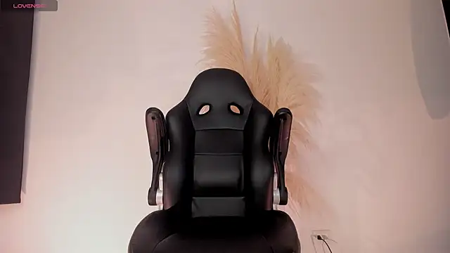 chrizmacgregor online show from 14, 10, 2025