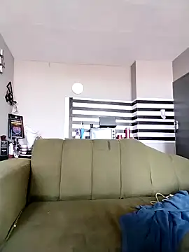 Massive Xxpounder online show from 25, 2, 2026