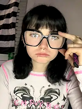 slttystargirl online show from 7, 10, 2025