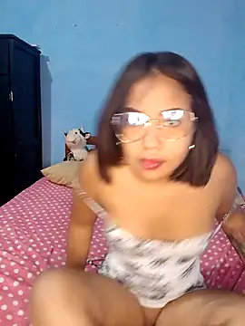 Snapshot of little_onixx chatting on 7, 11, 2025 little onixx online show from 7, 11, 2025