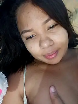 Snapshot of little_onixx chatting on 14, 11, 2025 little onixx online show from 14, 11, 2025