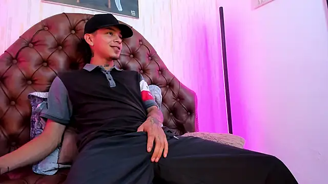 noah blake0 online show from 24, 10, 2025