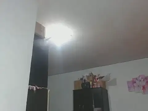 scarlett  jonnes online show from 28, 11, 2025